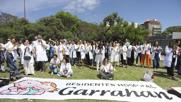 Conflicto en el Hospital Garrahan: los residentes rechazaron la oferta del Gobierno y continuarán las medidas de fuerza
