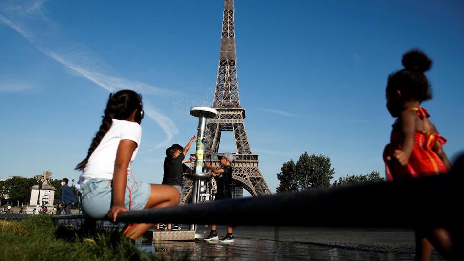 Reapertura de la torre Eiffel al turismo, Francia, pandemia, REUTERS