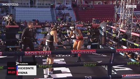 La pelea entre Mica Viciconte y Flor Vigna.