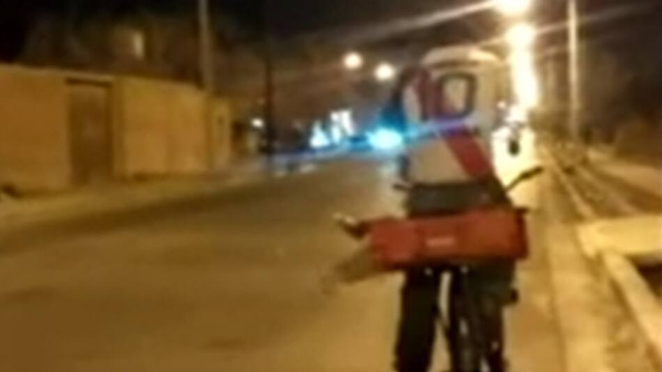 Alcoholizado con bebé en bicicleta