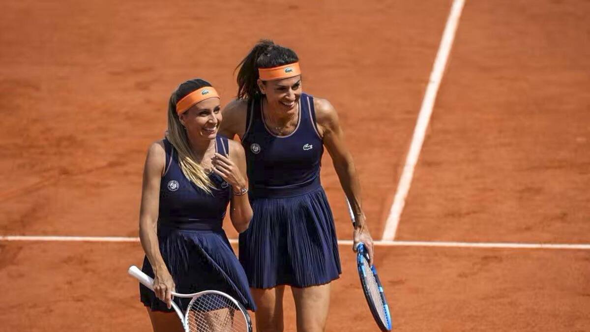 Gisela Dulko y Gabriela Sabatini en Roland Garros. Foto: NA.