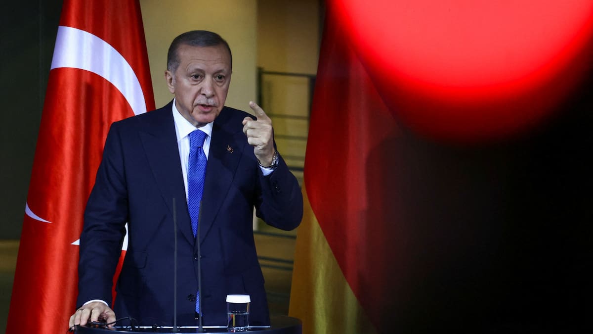 Turquía lanza una ofensiva fiscal para atraer multinacionales en medio de la tensión en Medio Oriente.
