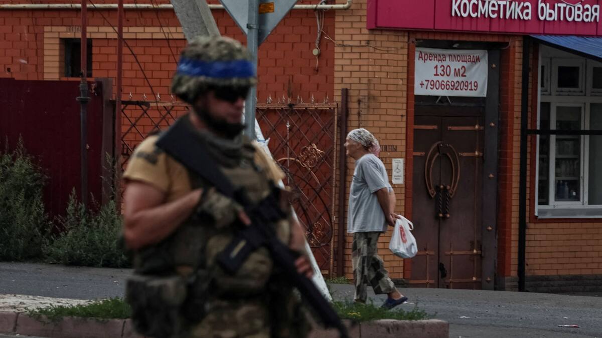 Presencia del ejército ruso en Kursk. Foto: REUTERS/Yan Dobronosov.