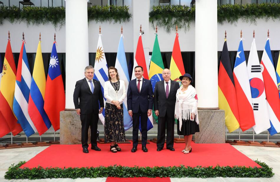 Los cancilleres de Relaciones Exteriores del Mercosur. Foto: EFE