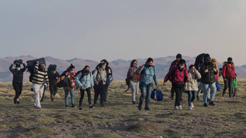 Crisis migratoria en la frontera entre Chile y Perú. Foto: EFE
