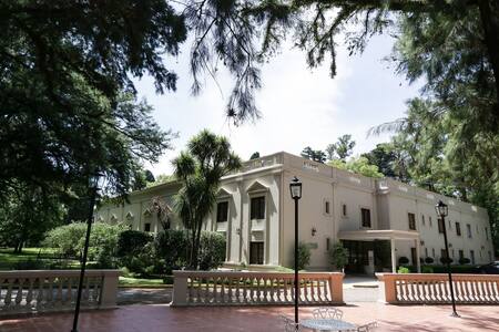 Howard Johson Escobar