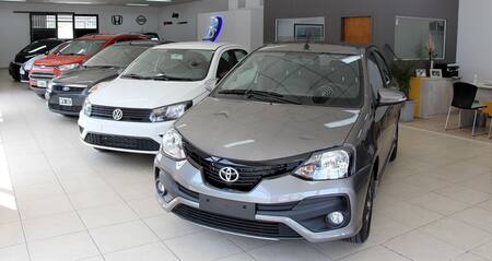 Venta de autos usados y cero kilómetros. Foto: NA.
