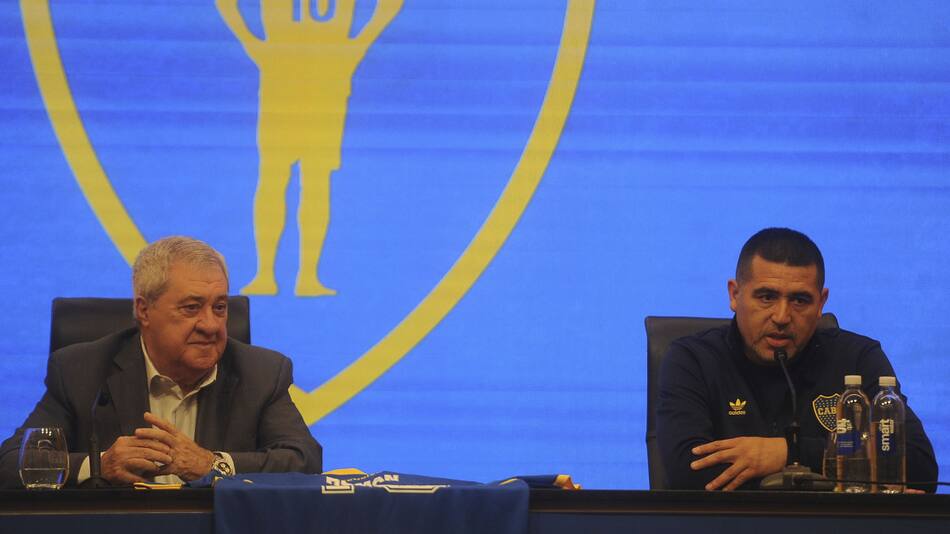 Jorge Ameal y Juan Román Riquelme. Fotos: Télam