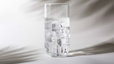 ¿Tomar mucha agua hace mal?. Foto: Unsplash