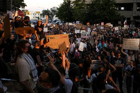 Manifestaciones en Estados Unidos. Foto: Reuters/Joel Angel Juarez