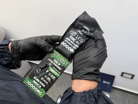 Operativo contra la venta ilegal de productos de vapeo con THC y nicotina.