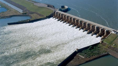 Son cuatro las centrales hidroeléctricas que preparan para la venta.