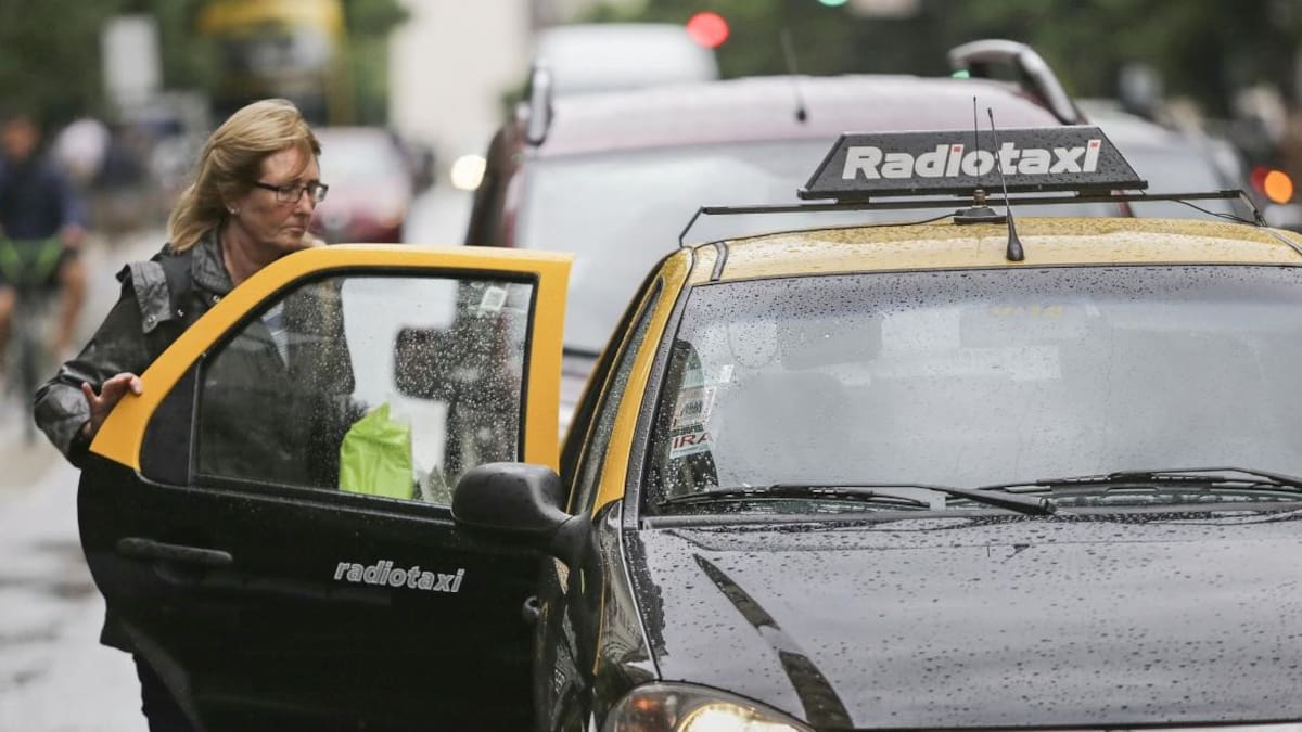 TAXIS (NA)