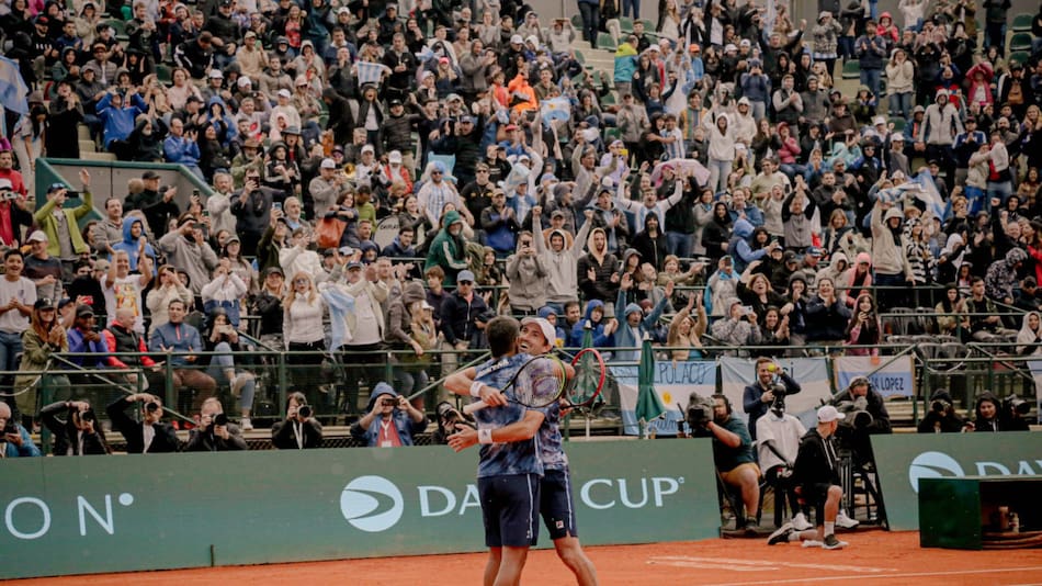 Andrés Molteni y Máximo González vencieron a Tadas Babalis y Edas Butvilas 6-4 y 6-3. Foto: X @AATenis.