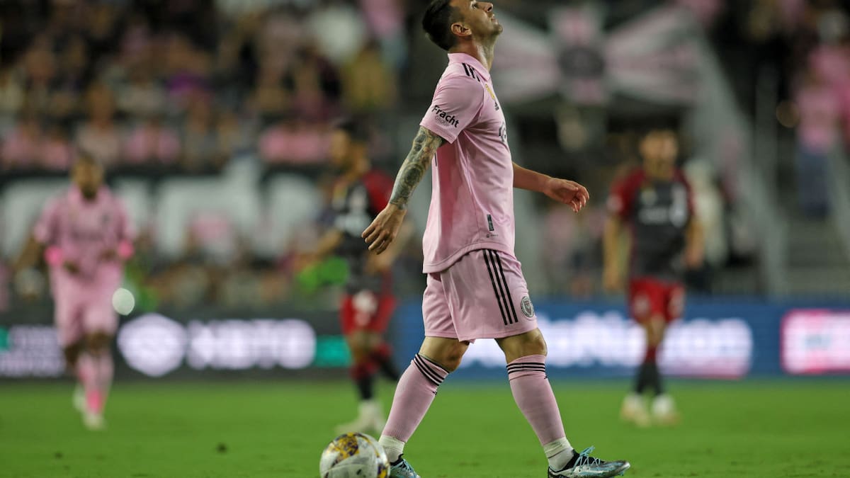 Salida del campo de Lionel Messi en el Inter Miami. Foto: REUTERS.