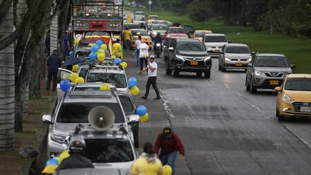 Cierre de campaña para balotaje en Colombia, Reuters