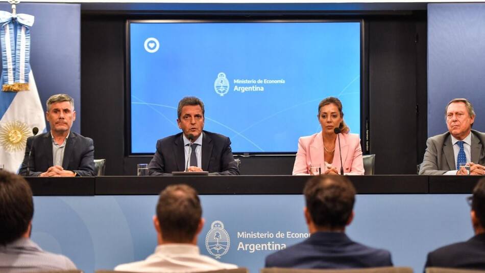 Massa anunció la intervención administrativa a Edesur por 180 días