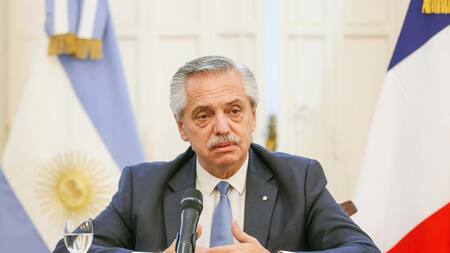 Alberto Fernández en París, NA