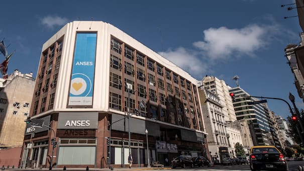 ¿Se necesita un gestor?: ANSES aclaró cómo realizar trámites para evitar caer en estafas virtuales
