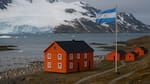 Pingüinos, glaciares y hazañas: la base más antigua de la Antártida es argentina y cumple 120 años