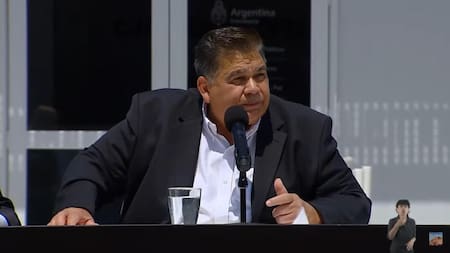 "Hay que dejar de ser parásito y garronero, vengan a laburar": Mario Ishii contra los planes sociales