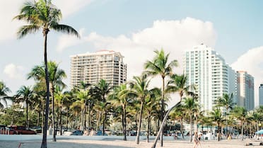 Argentina, como Estados Unidos: vacacionar en una localidad de la Costa Atlántica cuesta lo mismo que viajar a Miami