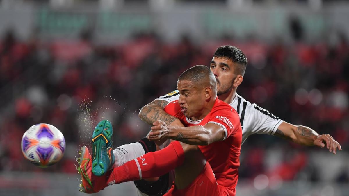 Liga Profesional de Fútbol, Independiente vs. Central Córdoba de Santiago del Estero. Foto: Telam.