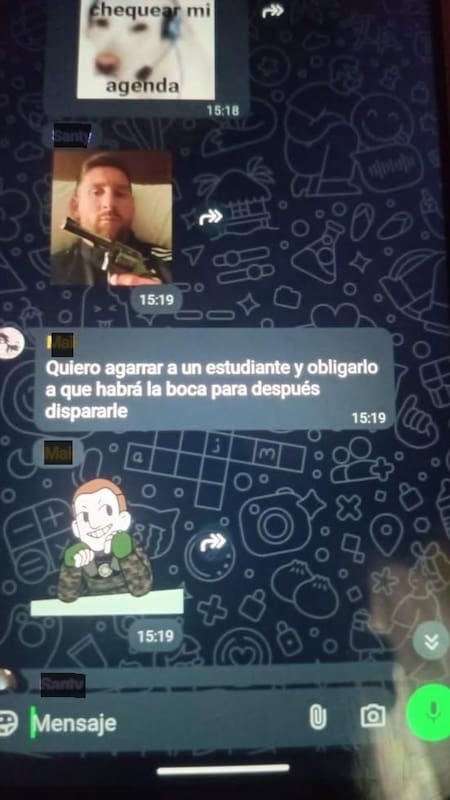 Los chats de los alumnos de Ing. Mascwhitz. Fuente: X @mdzol