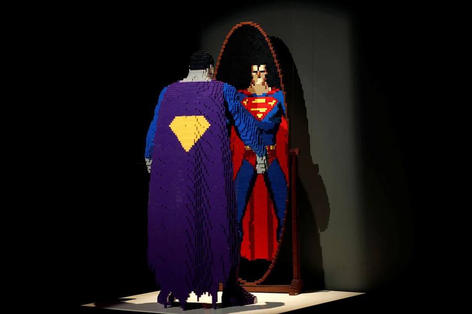 Exposición de superhéroes de Lego en París