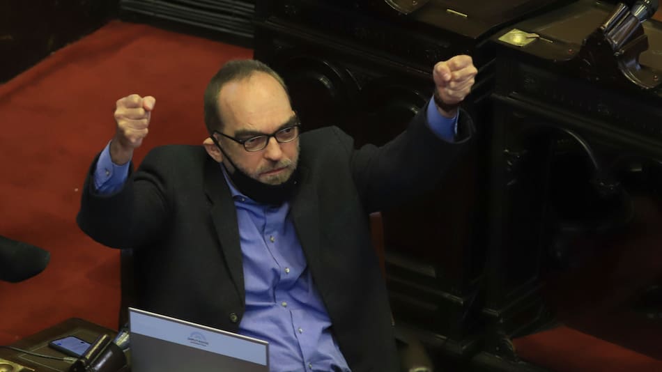 zzzznacp2NOTICIAS ARGENTINAS BAIRES, AGOSTO 3: (ARCHIVO) El diputado del Frente de Todos Rodolfo Tailhade denunció que su colega de Juntos por el Cambio Fernando Iglesias envió dinero al exterior en 2016 y en 2019, en ambos casos a cuentas que no figuran en sus declaraciones juradas como funcionario público. Foto NA: MARIANO SANCHEZzzzz