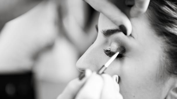 El maquillaje que desgasta las miradas: el error que cometen muchas mujeres después de los 40 y no lo sabían