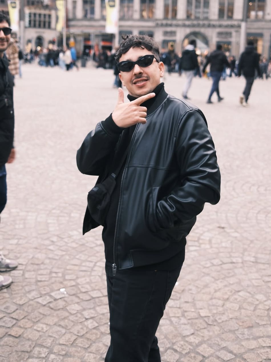 Mariano Mellino, DJ argentino invitado a tocar con Oasis.