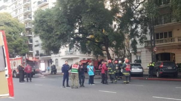 Ocho intoxicados con monóxido de carbono en un incendio en el barrio porteño de Palermo