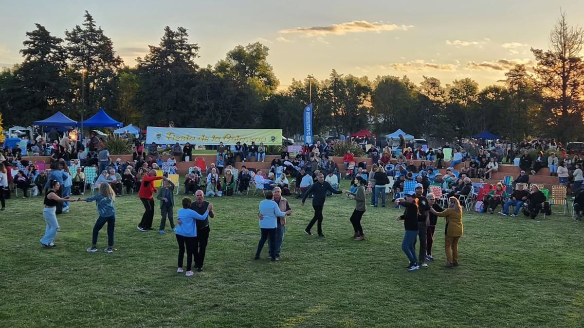 Con el protagonismo de la producción regional y el trabajo colectivo, la localidad volverá a convertirse en punto de encuentro para vecinos y visitantes que buscan vivir una experiencia auténtica en el interior bonaerense.