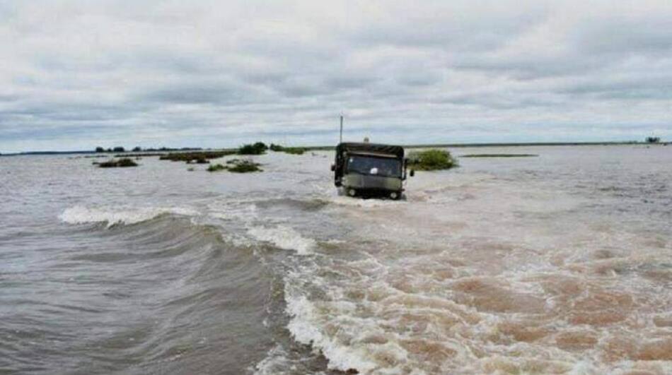 Ejército Argentino y redes solidarias se movilizan por las inundaciones del Litoral