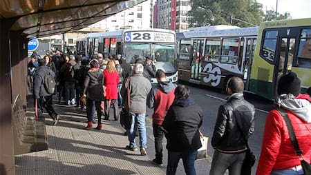 Transporte público - Constitución (NA)