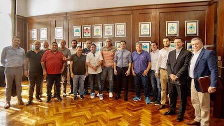 Matías Tombolini y el gremio de Camioneros. Foto: @cgt_camioneros.