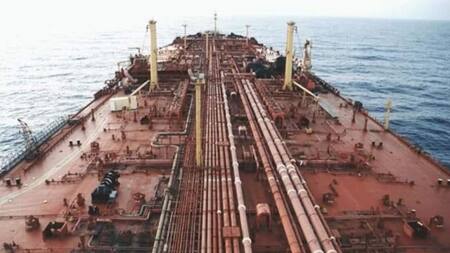 El buque Safer, abandonado en las costas de Yemen.