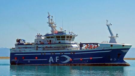 Barco pesquero Argos Georgia, que naufragó cerca de las Islas Malvinas. Foto EFE.