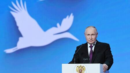 Refugiados saliendo de Ucrania. Foto: EFE.