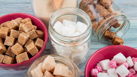 Azúcar; endulzantes. Foto: Freepik.