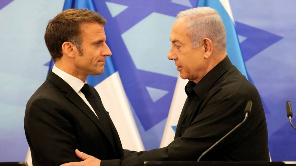 Emmanuel Macron y Benjamin Netanyahu. Foto: Reuters.
