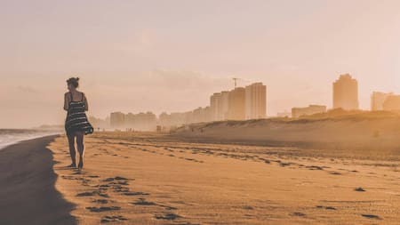 Caminar es bueno para la salud cognitivas. Fuente: Pexels.