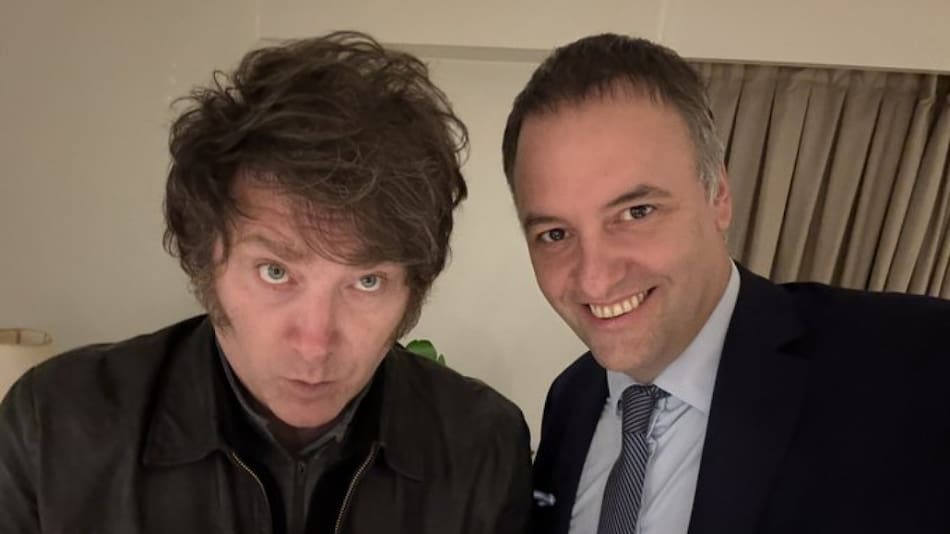 Javier Milei y Manuel Adorni. Foto: X/@madorni