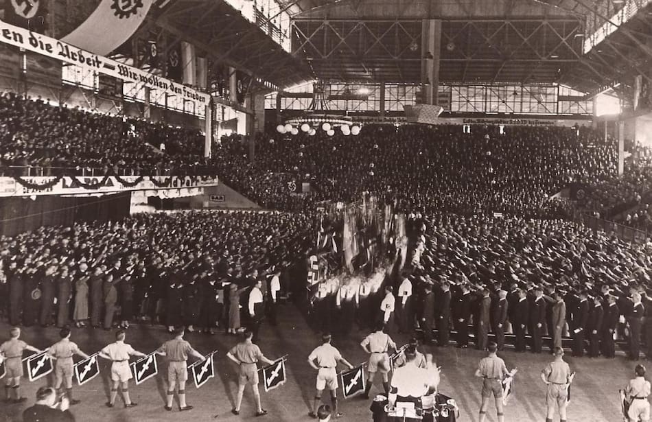 Acto del Partido Nazi en el Luna Park. Foto: AGN