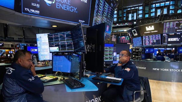 Nueva caída en las acciones y bonos argentinos: el riesgo país superó los 1.500 puntos y el dólar cerró en $1.515