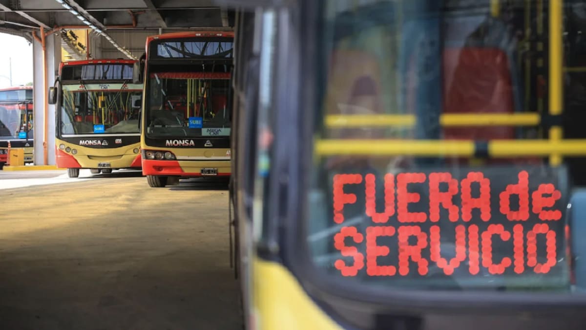 Paro de colectivos. Foto: NA.