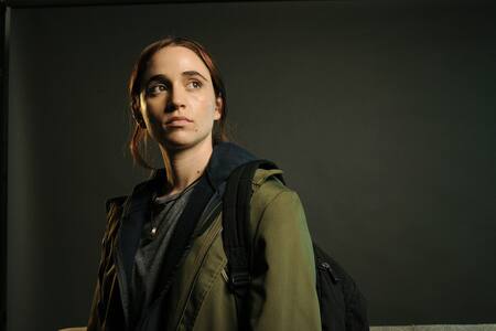 Carolina Kopelioff, parte del elenco de La Ballena, con Julio Chávez. Foto: Rimas Producciones