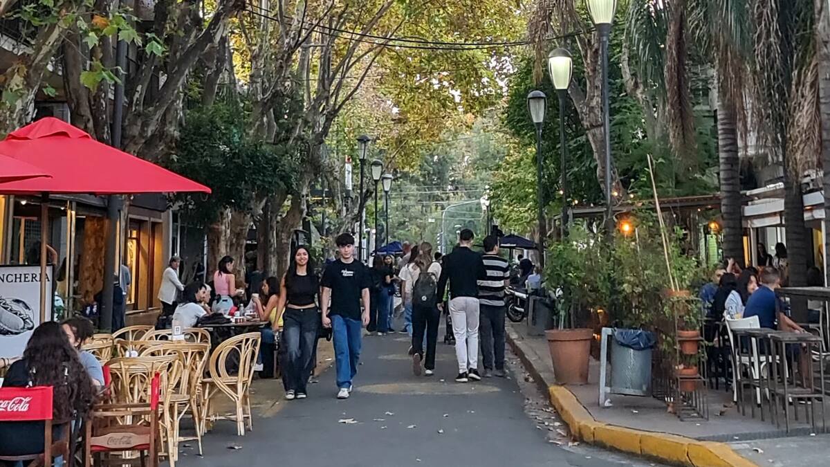 Le dicen “El jardín de la Ciudad” e impacta por su polo gastronómico: el barrio de CABA elegido entre “los más cool” del mundo