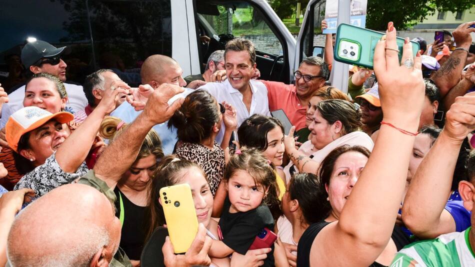 Massa en Ingenio Leales, en Tucumán. Foto: Presidencia de la Nación.